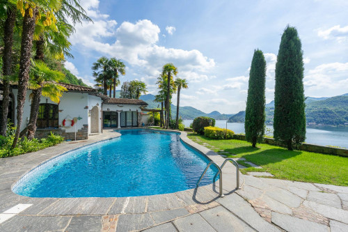 Villa singola in Vendita a Morcote #2