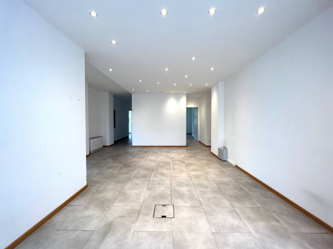 Studio/Ufficio in Affitto a Lugano #9